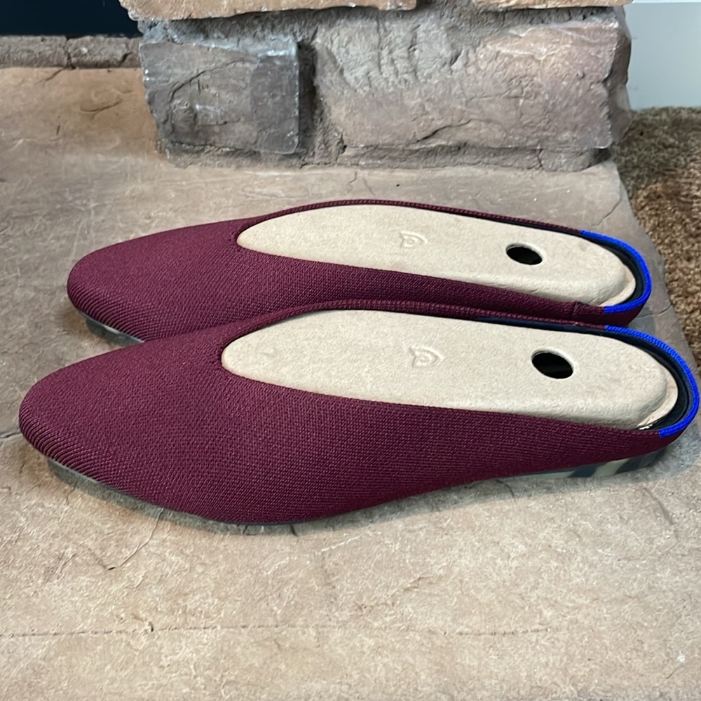 🤩Rothy’s Almond Toe Demi’s🤩 NEW BLACK CHERRY - Picture 4 of 8